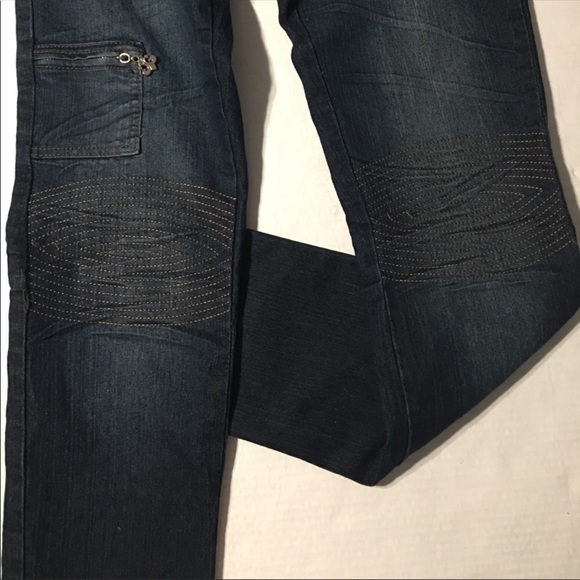 NWOT Dereon Skinny Jeans - Picture 3 of 7